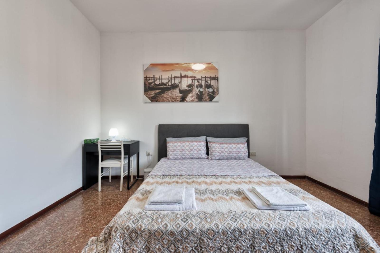 Cozy Best Apartment In City With Free Parking Marghera Exterior foto